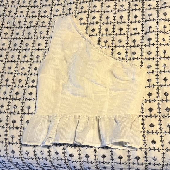 Petal & Pup One Shoulder Ruffle Top - Picture 3 of 3